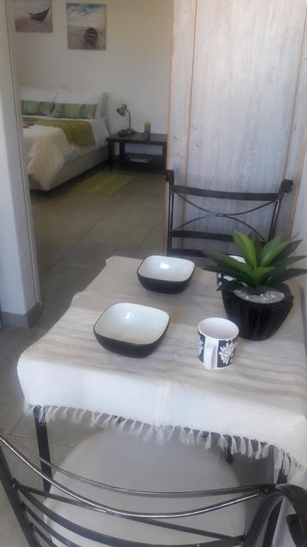 Self-Catering Studio, Unit 6 On Krupp Виндхук Экстерьер фото